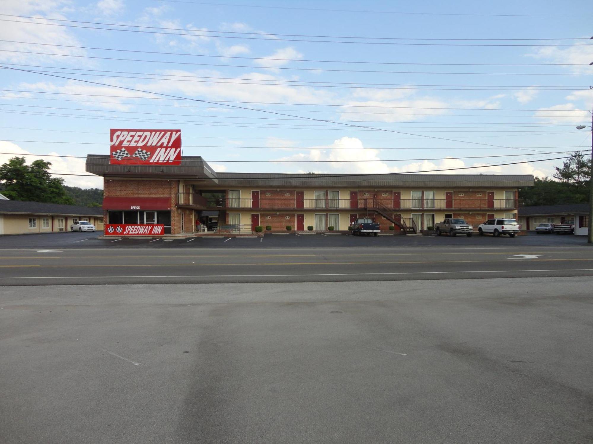 Speedway Inn Bristol Exterior photo